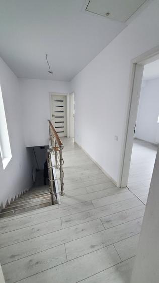 Casă individuală cu 4 camere cu Canalizare în Haliu