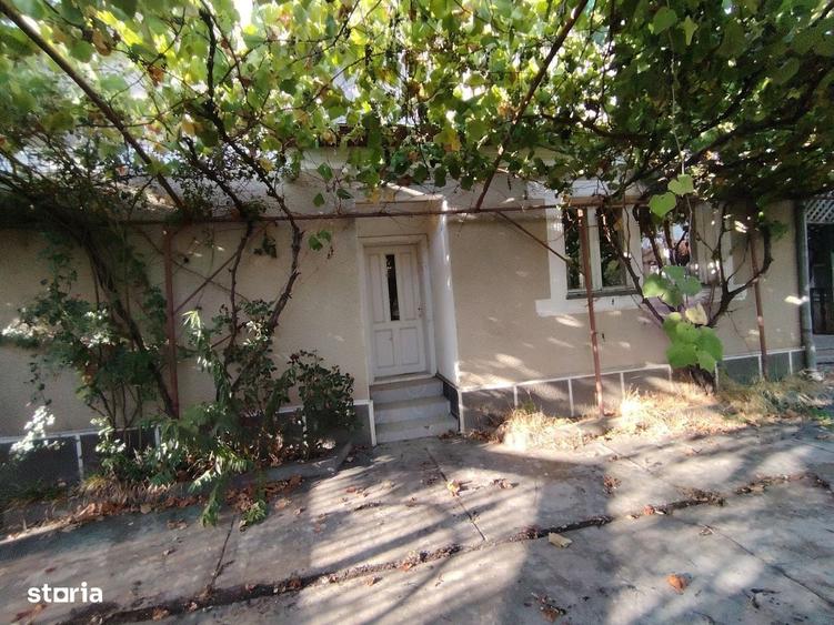 Ocazie!!!Doua case mari la Pancota la pret de apartament. - 6