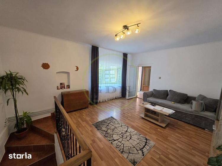 Casă cu 5 camere cu Teren 289 Mp în Turnișor