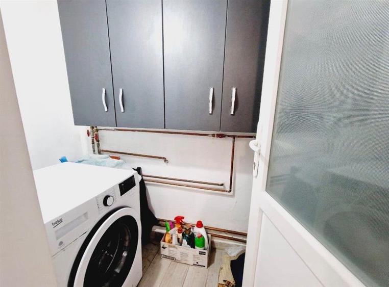 Casă cu 6 camere cu Teren 190 Mp în Ultracentral