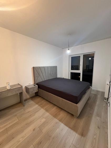 Apartament cu 3 camere decomandat în Sud