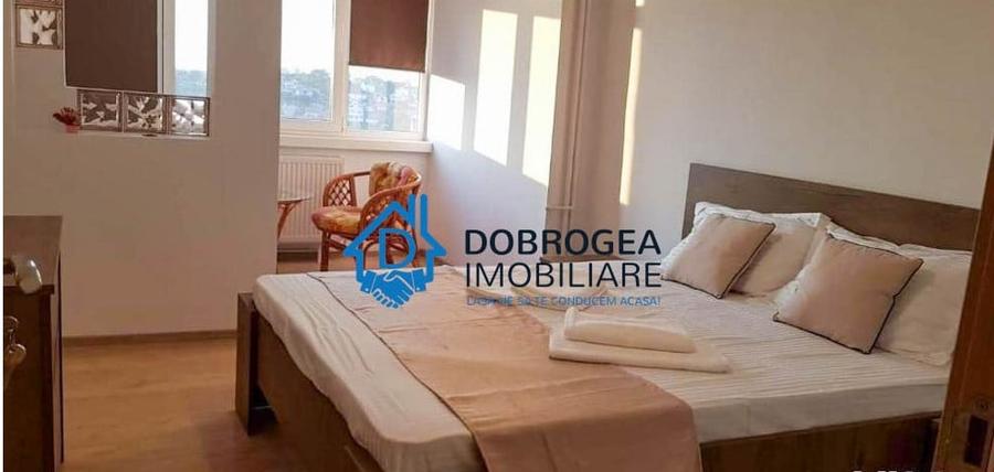 Apartament cu 3 camere decomandat, mobilat în Central