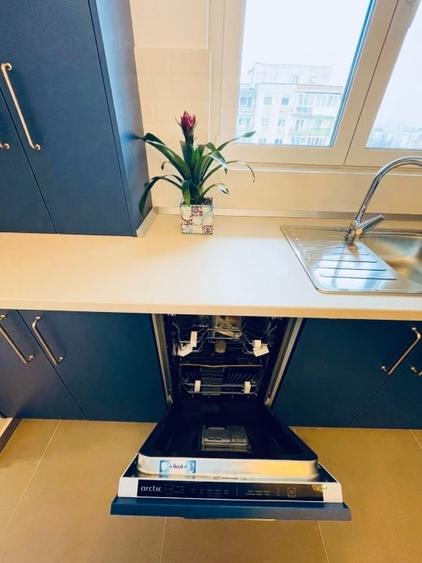 Apartament cu 2 camere decomandat în Podgoria