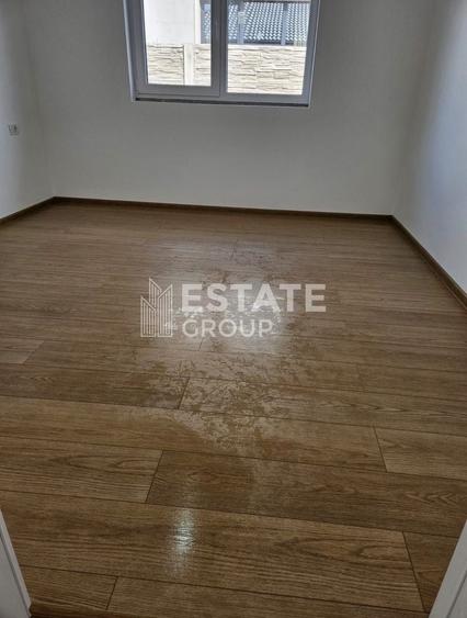 Duplex cu 3 camere cu Canalizare în Moșnița Nouă