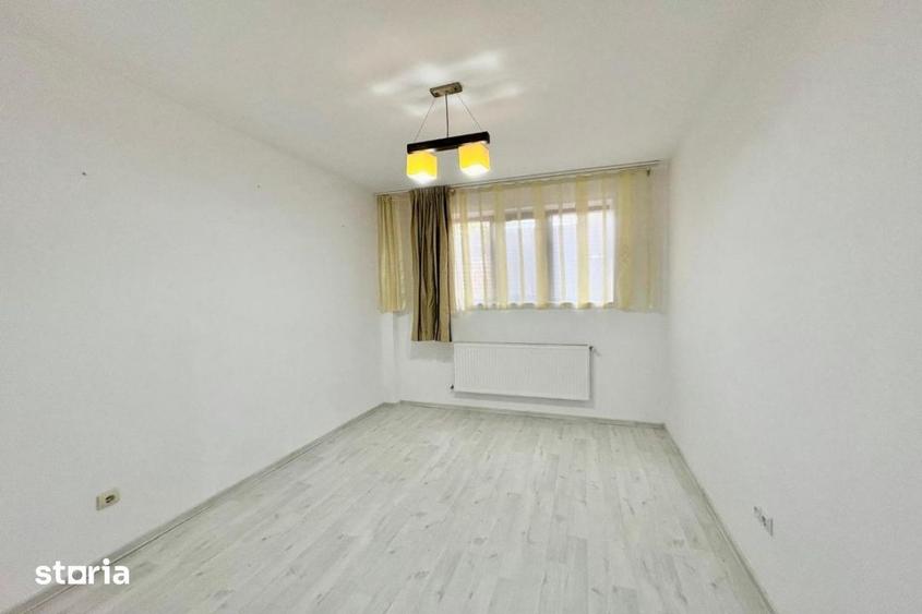 Apartament cu 3 camere semidecomandat, mobilat în Bucureștii Noi