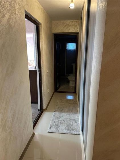 Apartament cu 4 camere decomandat în Obor