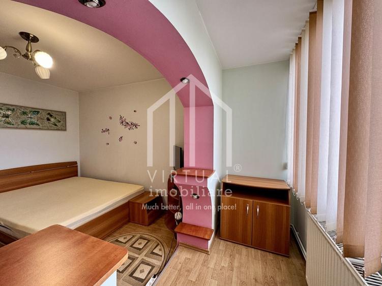 Apartament cu 3 camere decomandat în Valea Aurie