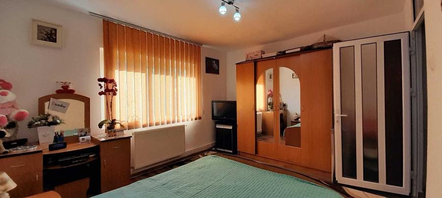 Apartament cu 2 camere decomandat în Dorobanți