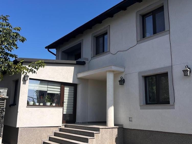 Casă individuală cu 4 camere cu Teren 280 Mp în Burdujeni
