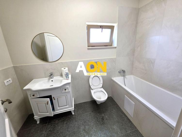 Casă individuală cu 4 camere cu Canalizare în Micești
