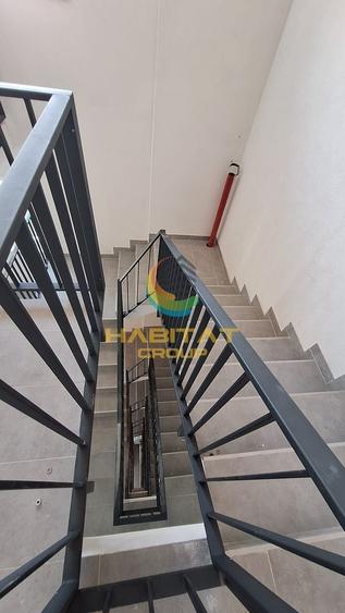 Apartament cu 3 camere decomandat în Berceni