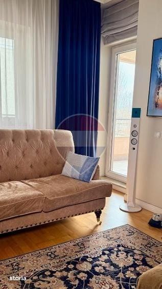Apartament cu 3 camere în Tei