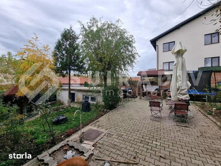 Casă cu 5 camere cu Teren 1065 Mp în Câmpului