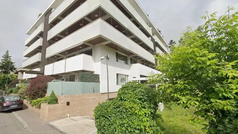 Apartament cu 4 camere, mobilat în Primăverii