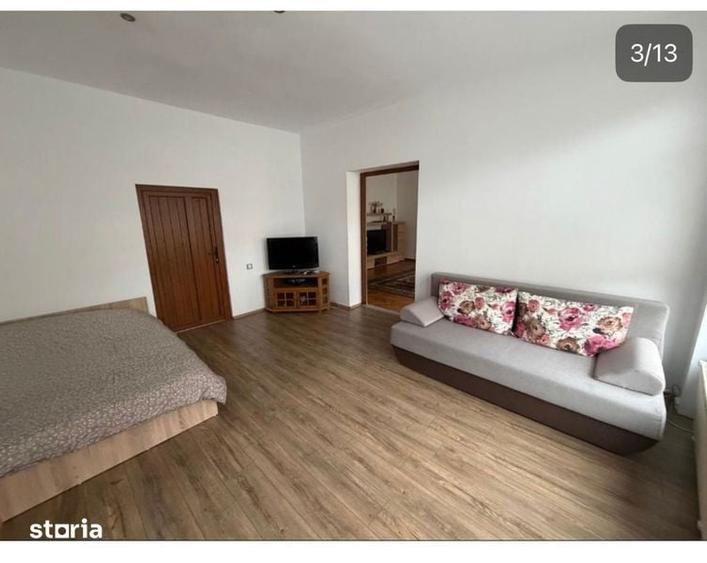 Apartament cu 3 camere în Drumul Poienii