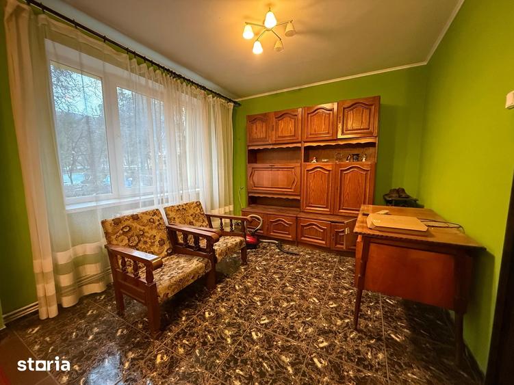 Apartament cu 4 camere în Central