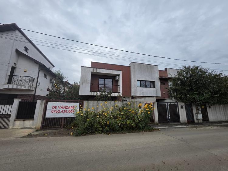 Casă cu 4 camere cu Teren 208 Mp în Haliu