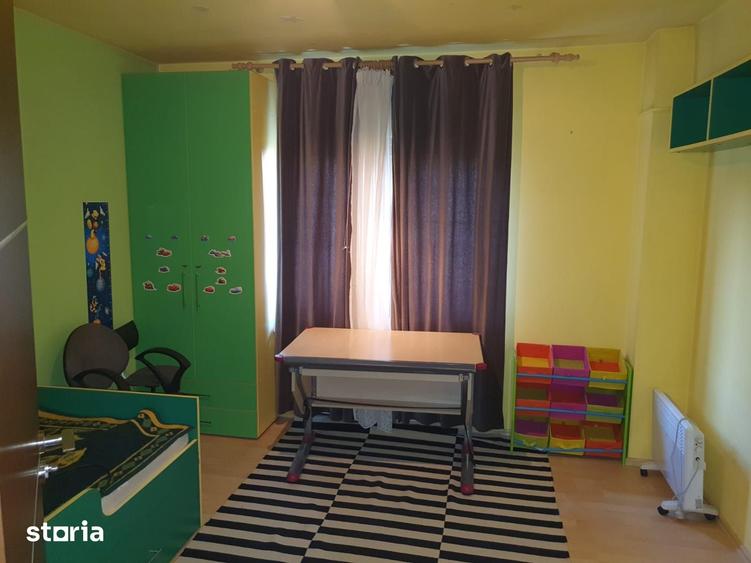 Vanzare apartament cf. 1 decomandat 3 camere + logie - 2