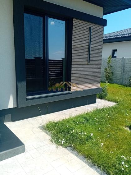 Casă cu 3 camere cu Teren 270 Mp în Vidra