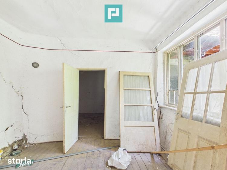 Casă cu 6 camere cu Teren 1440 Mp în Zerind