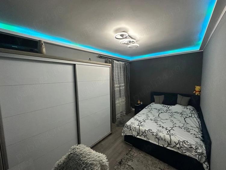 Apartament cu 3 camere semidecomandat în Central