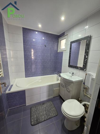 Apartament cu 2 camere decomandat, mobilat în Eroii Revoluției