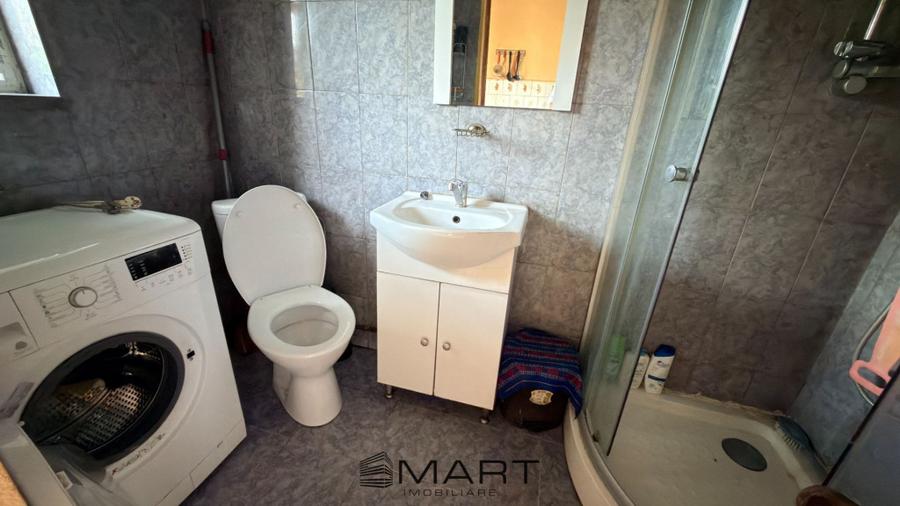 Casă cu 3 camere cu Teren 380 Mp în Central
