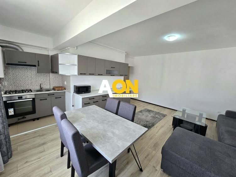 Apartament cu 3 camere decomandat, mobilat în Ampoi 3