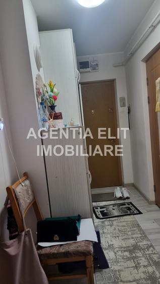 Garsonieră decomandată, mobilată în Central