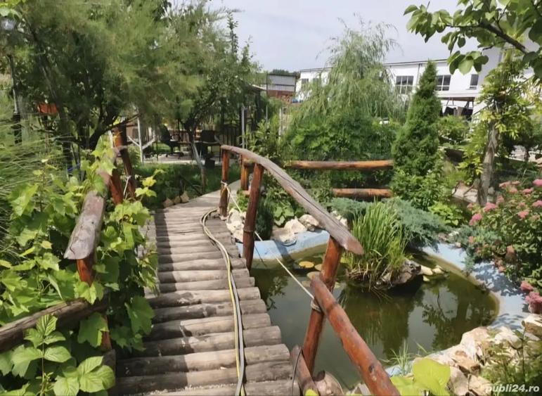 Casă cu 5 camere cu Teren 450 Mp în Mărăcineanu