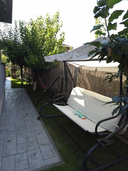 Casă cu 3 camere în Valea Adâncă