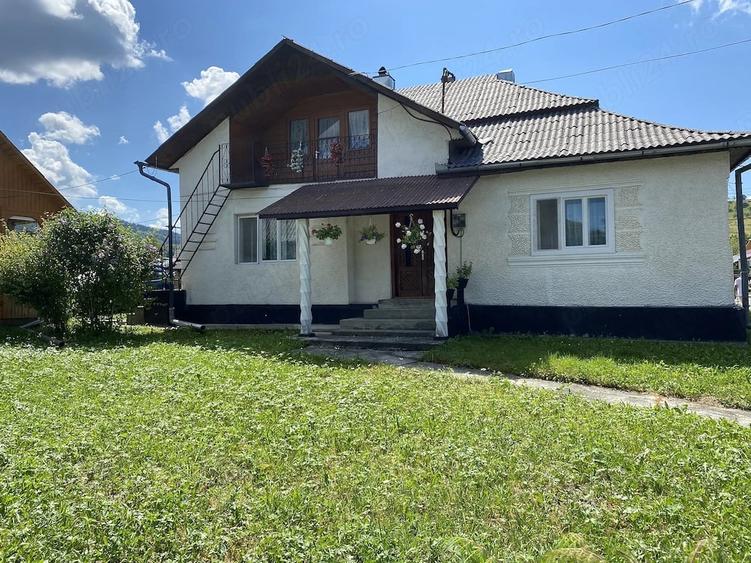 Casă cu Teren 1850 Mp în Vișeu de Jos