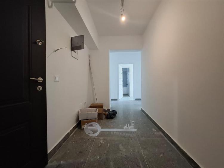 Apartament cu 3 camere decomandat în Galata