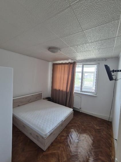 Apartament cu 2 camere decomandat, mobilat în Trocadero