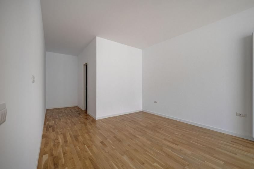 Apartament cu 2 camere semidecomandat, mobilat în Victoriei