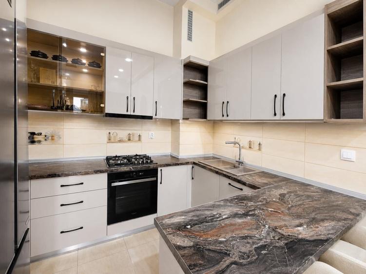 Duplex cu 5 camere cu Garaj în Tunari