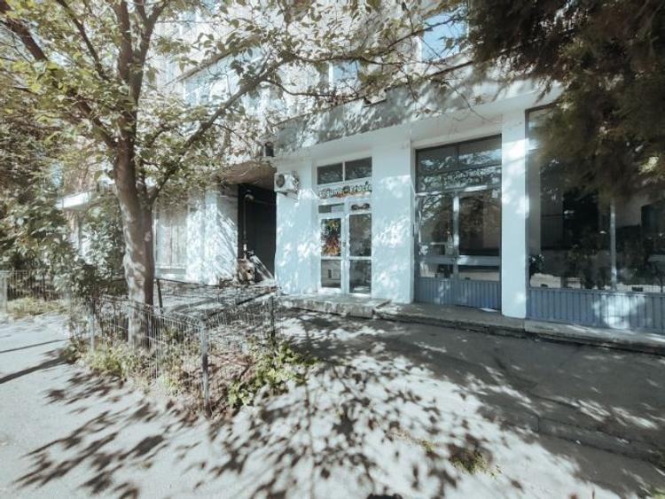 Spațiu comercial, 16 mp în Tineretului