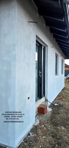 Casă cu 3 camere cu Teren 615 Mp în Exterior Est