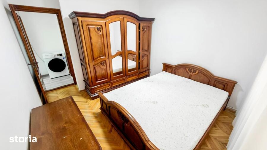 Apartament cu 2 camere decomandat în Micro 20