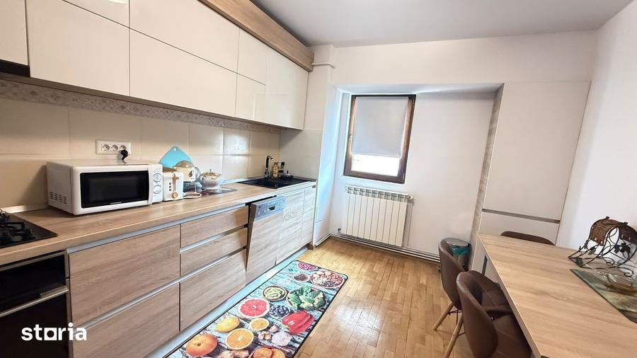 Apartament cu 3 camere în Gară