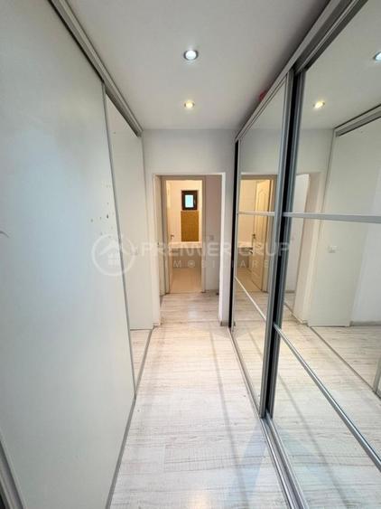 Apartament cu 3 camere decomandat în Ultracentral