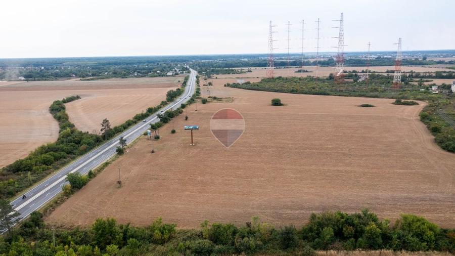 Teren Construcții intravilan de 10000 mp, în Ciolpani