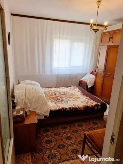 Apartament cu 2 camere decomandat în Radu Negru