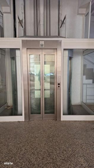 Spațiu comercial, de 2,948 mp, în Central