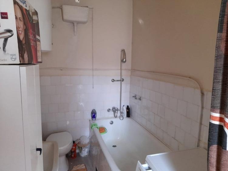 Casă individuală cu 4 camere cu Canalizare în Gheorghe Doja