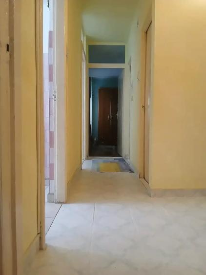 Apartament cu 3 camere decomandat în Anda