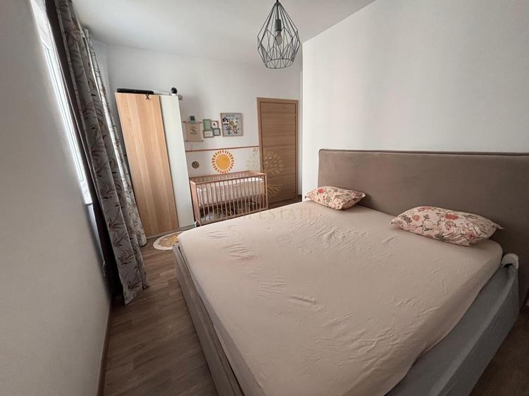 Apartament cu 2 camere semidecomandat, mobilat în Prelungirea Ghencea