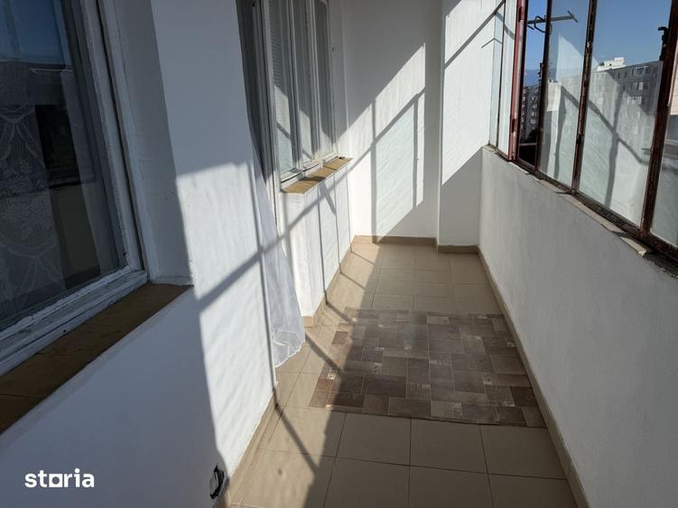 Apartament cu 2 camere semidecomandat, mobilat în Mihai Viteazul