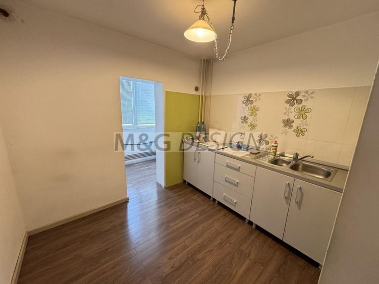 Apartament cu 3 camere decomandat în Timocului-Șaguna