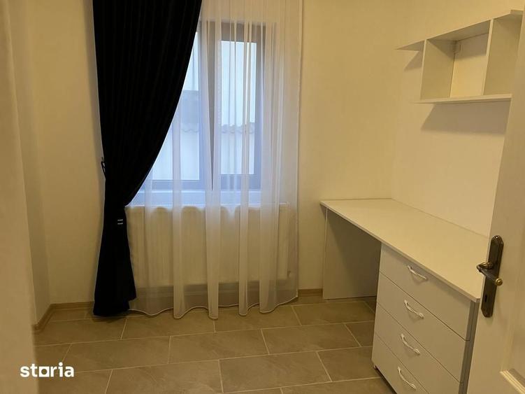 Casă cu 4 camere cu Teren 250 Mp în Ulmi